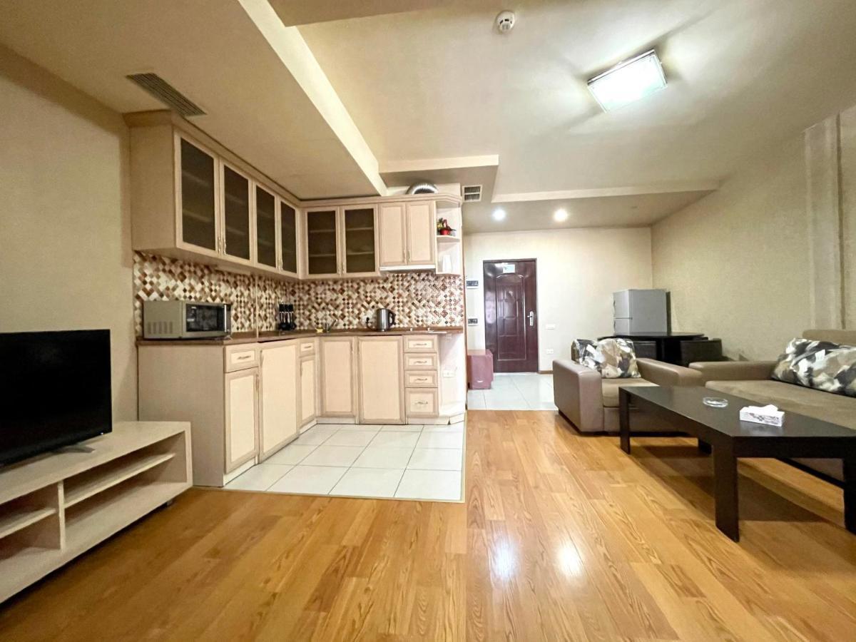 Apartments Emili Yerevan Bagian luar foto