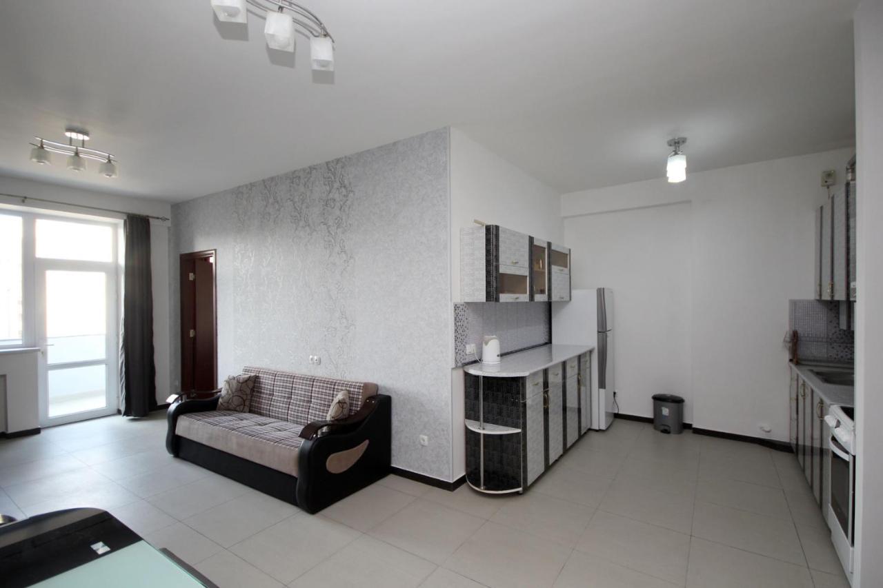 Apartments Emili Yerevan Bagian luar foto